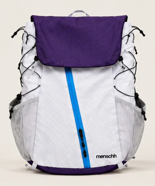 CARRY in the Alpine White expression, front view